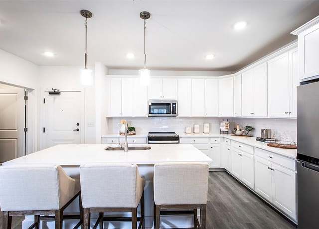Property at 3351 Orwell Way #2104, Cumming, GA 30041, 2 beds, 2 baths