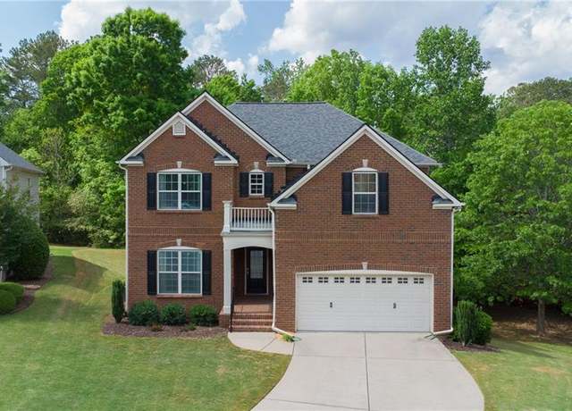 Property at 5375 Fairmont Gln, Alpharetta, GA 30004, 5 beds, 3.5 baths