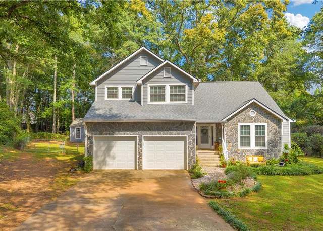 Property at 101 Elberta St, Mcdonough, GA 30253, 3 beds, 2.5 baths