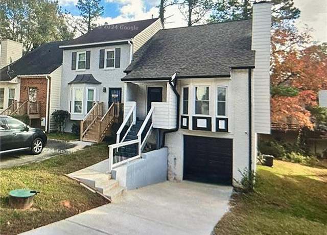 Property at 1118 Magnolia Way SE, Smyrna, GA 30082, 2 beds, 2 baths
