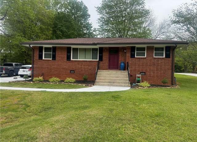 Property at 3731 Wisteria Ln SE, Smyrna, GA 30082, 2 beds, 1 bath