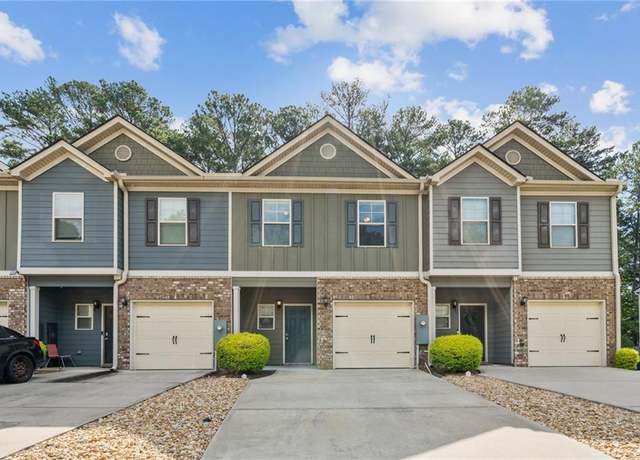 Property at 6048 Oak Bend Ct, Riverdale, GA 30296, 3 beds, 2.5 baths