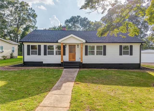 Property at 433 Walnut St, Cedartown, GA 30125, 3 beds, 2 baths
