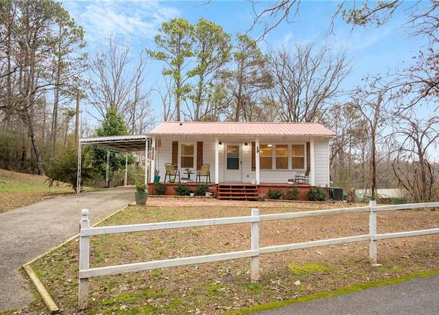 Property at 3617 Windland Dr SE, Dalton, GA 30721, 2 beds, 1 bath