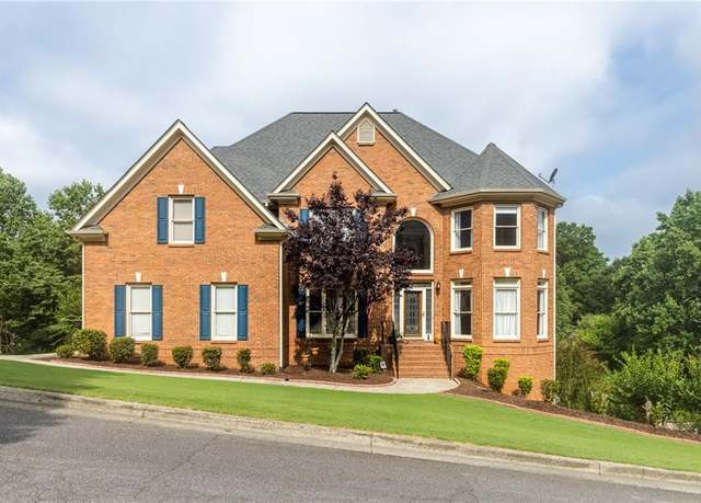 Property at 4020 Balleycastle Ln, Duluth, GA 30097, 6 beds, 4 baths