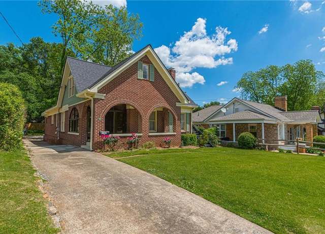 Property at 1391 Jefferson Ave, East Point, GA 30344, 4 beds, 3 baths