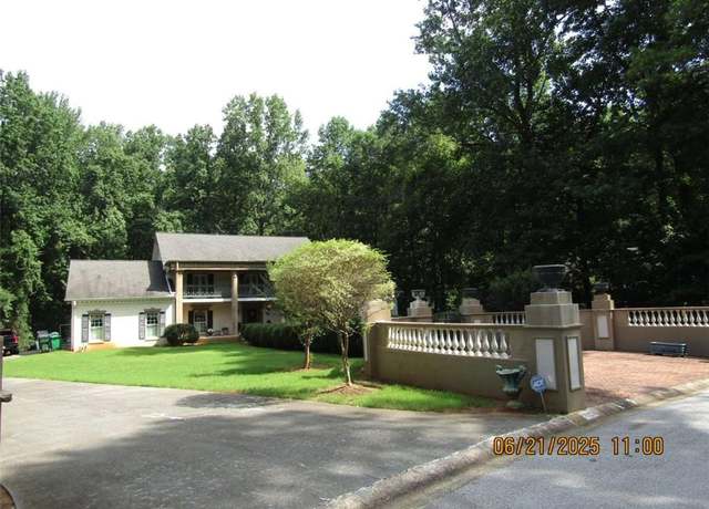 Property at 5523 Bahia Mar Cir, Stone Mountain, GA 30087, 3 beds, 2.5 baths