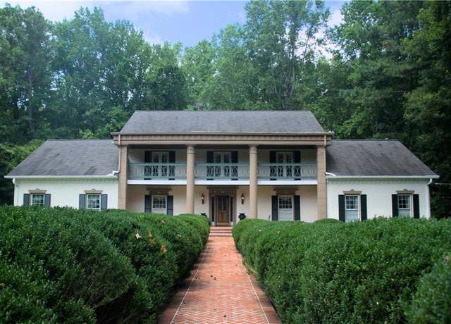 Property at 5523 Bahia Mar Cir, Stone Mountain, GA 30087, 3 beds, 2.5 baths
