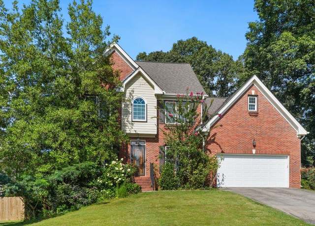 Property at 1620 Montrachet Dr, Lawrenceville, GA 30043, 5 beds, 3 baths