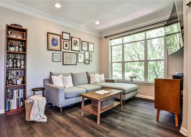 Property at 955 Juniper St NE #4332, Atlanta, GA 30309, 1 bed, 1 bath