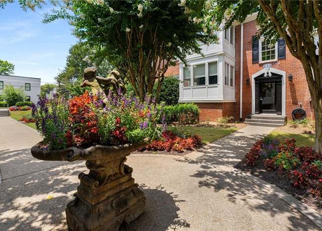 Property at 115 Peachtree Memorial Dr NW Unit D4, Atlanta, GA 30309, 2 beds, 1 bath
