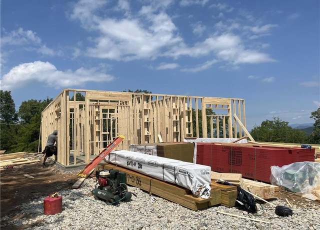 Property at 185 Stirratt Rd, Ranger, GA 30734, 3 beds, 2.5 baths
