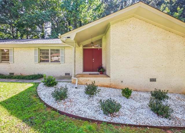 Property at 2691 Sterling Acres Dr, Tucker, GA 30084, 3 beds, 2 baths