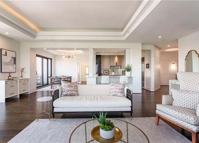 Property at 3475 Oak Valley Rd NE #2940, Atlanta, GA 30326, 3 beds, 3.5 baths