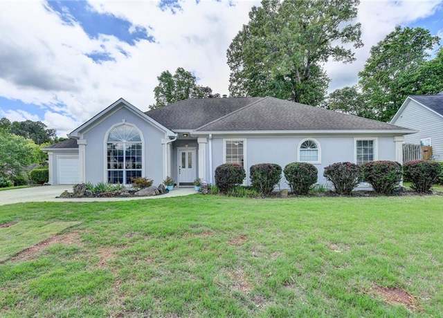 Property at 500 Birch Forest Ln, Alpharetta, GA 30005, 3 beds, 2 baths