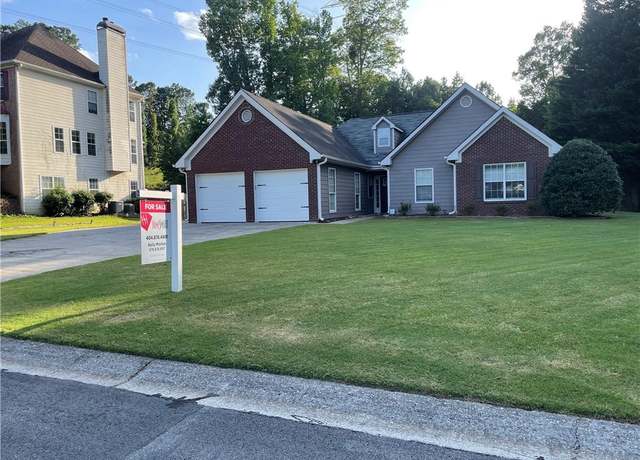 Property at 1953 Seymour Dr NW, Acworth, GA 30101, 3 beds, 2 baths