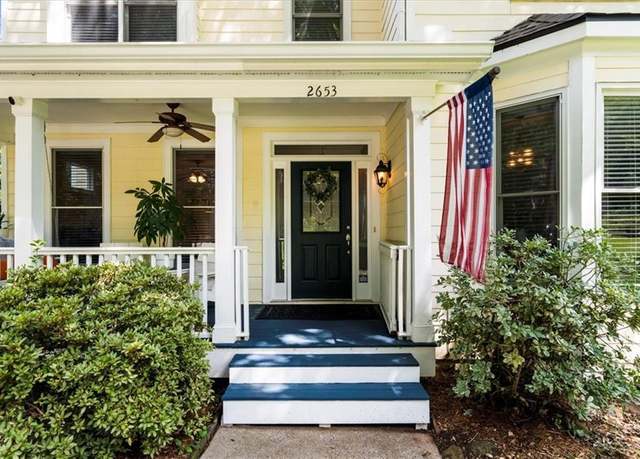 Property at 2653 W Main St NW, Atlanta, GA 30318, 4 beds, 3.5 baths