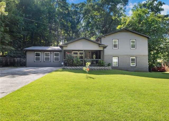 Property at 3274 Stanford Cir, Lawrenceville, GA 30044, 5 beds, 3 baths