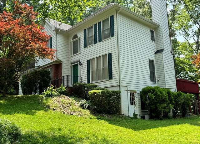 Property at 602 Springharbor Dr, Woodstock, GA 30188, 4 beds, 2.5 baths