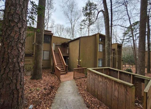 Property at 5820 Par Four Ct, Lithonia, GA 30038, 1 bed, 1 bath