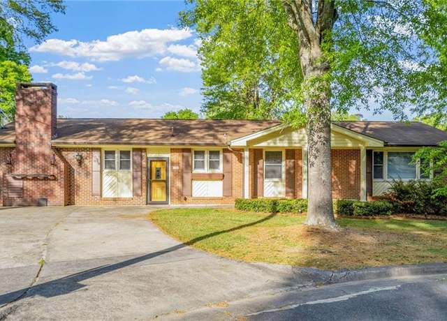Property at 108 Lovell Ln SW, Rome, GA 30165, 2 beds, 2 baths