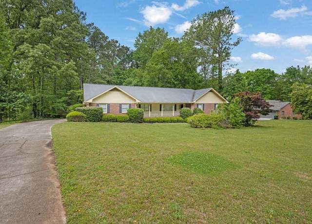 Property at 5309 Ashley Dr SE, Conyers, GA 30094, 3 beds, 2.5 baths