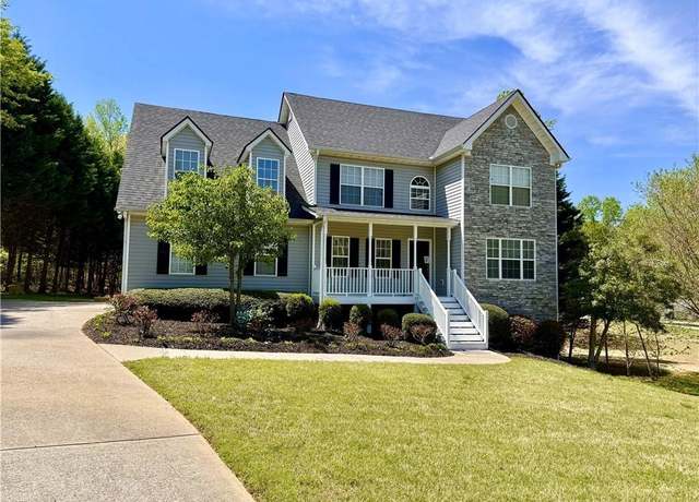 Property at 6945 Autumn Hills Dr, Cumming, GA 30028, 4 beds, 3 baths