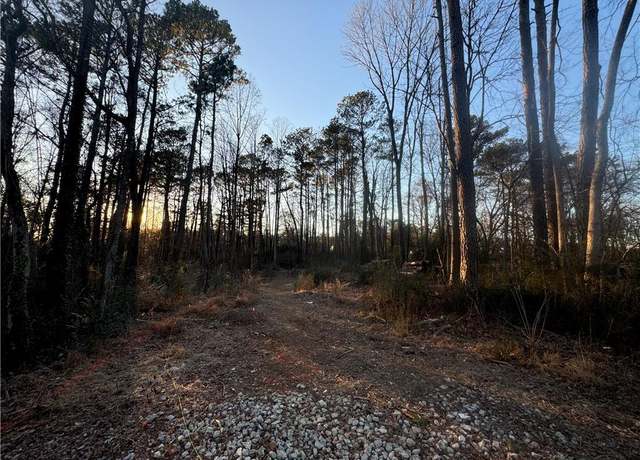 Property at 151 Mountain View Rd SE, Acworth, GA 30102
