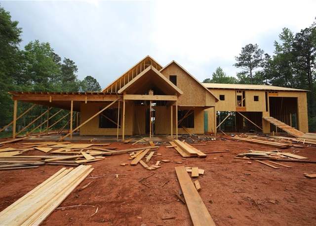 Property at 578 Price Rd, Carrollton, GA 30116, 4 beds, 3.5 baths