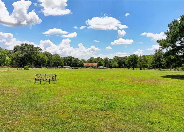 Property at 3601 Youth Monroe Rd, Loganville, GA 30052, 4 beds, 3 baths
