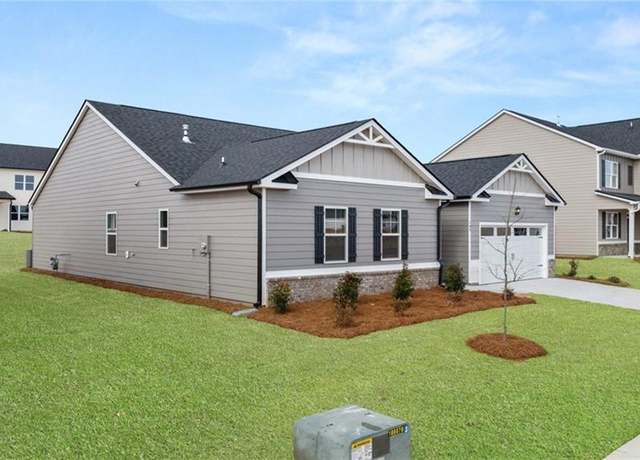 Property at 34 Defilippe Dr, Statham, GA 30666, 4 beds, 2.5 baths