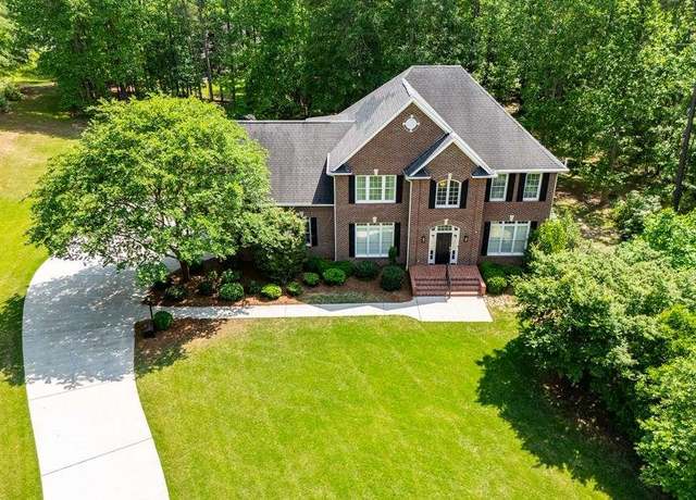 Property at 213 Shady Valley Dr, Carrollton, GA 30116, 5 beds, 4.5 baths