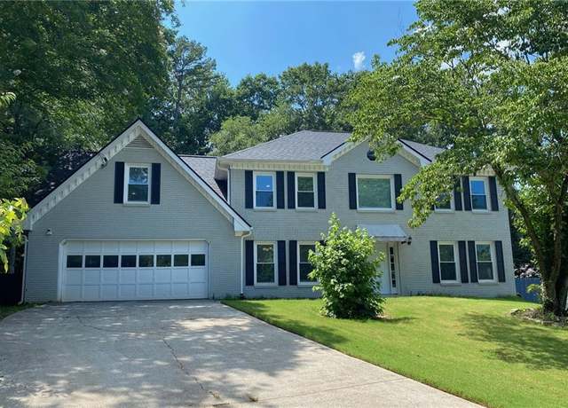 Property at 4635 Tims Pl, Snellville, GA 30039, 5 beds, 2.5 baths