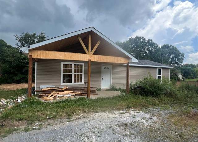 Property at 332 Old Calhoun Rd SW, Plainville, GA 30733, 3 beds, 2 baths