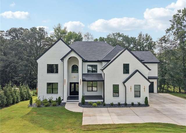Property at 2977 N Bogan Rd, Buford, GA 30519, 5 beds, 5.5 baths