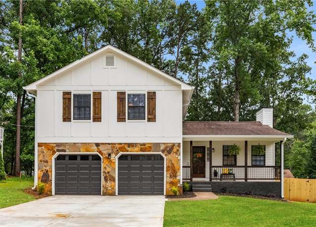 Property at 2090 Rocky Mill Dr, Lawrenceville, GA 30044, 3 beds, 2 baths