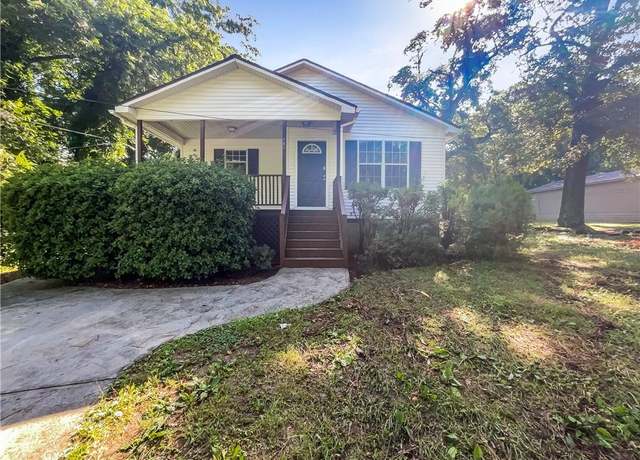 Property at 101 Dodd St, Fairburn, GA 30213, 3 beds, 1 bath