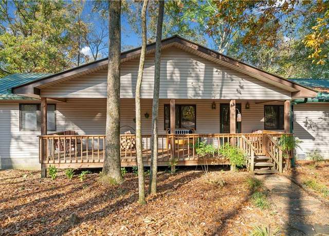 Property at 4605 Smyrna Church Rd, Chatsworth, GA 30705, 4 beds, 2 baths