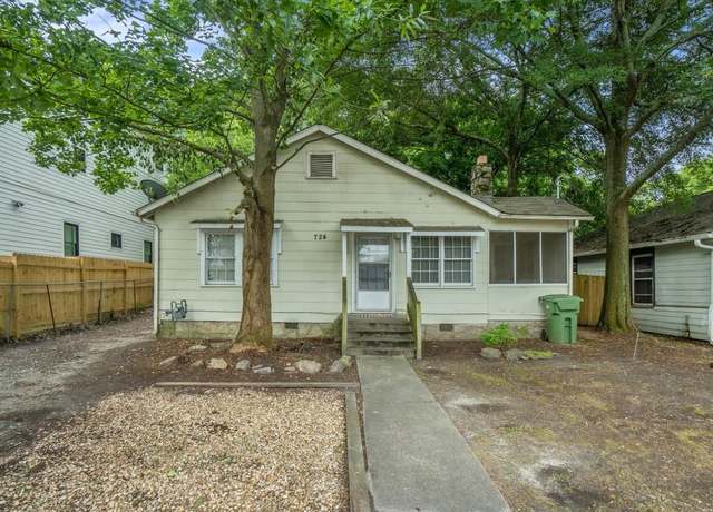 Property at 724 Bellemeade Ave NW, Atlanta, GA 30318, 2 beds, 1 bath