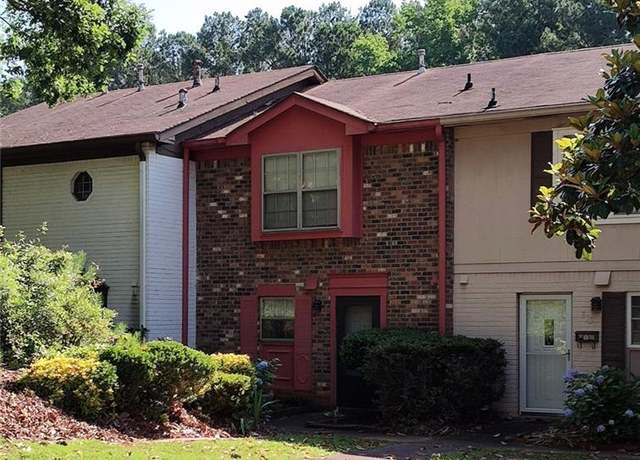 Property at 615 Garden Walk Dr, Stone Mountain, GA 30083, 2 beds, 1.5 baths
