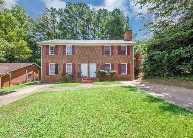 Property at 424 Tarragon Way SW, Atlanta, GA 30331, 4 beds, 2 baths