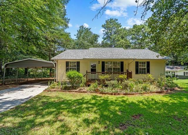Property at 6103 Mitchell St, Flowery Branch, GA 30542, 3 beds, 2 baths