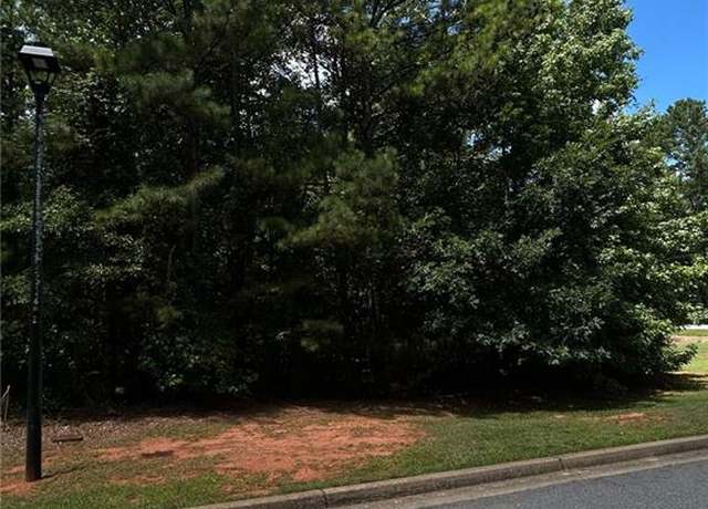 Property at 100 St Andrews Ct, Social Circle, GA 30025