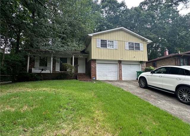 Property at 524 San Marcos Way, Stone Mountain, GA 30083, 3 beds, 2.5 baths