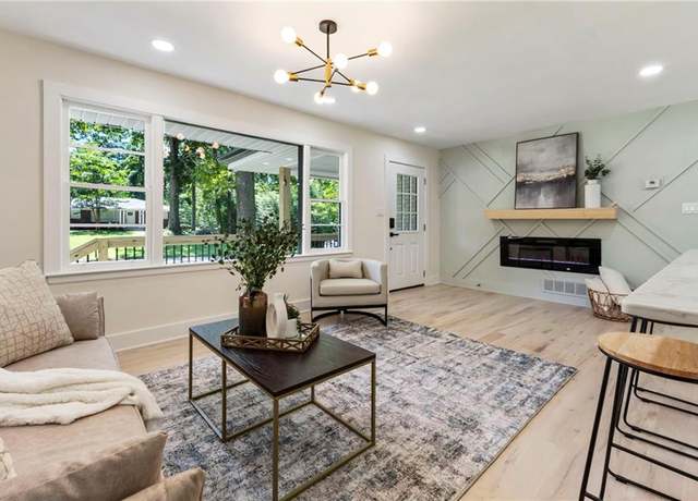 Property at 1690 Carter Rd, Decatur, GA 30032, 3 beds, 2 baths