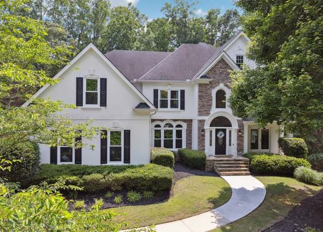 Property at 712 Brookshade Pkwy, Alpharetta, GA 30004, 6 beds, 5 baths