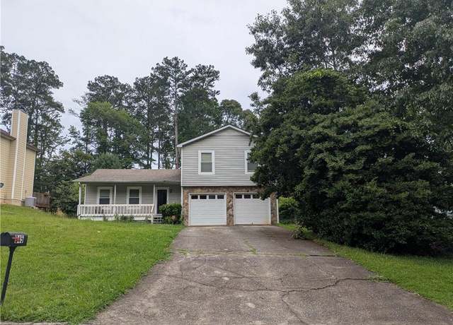 Property at 345 Staten St, Jonesboro, GA 30238, 3 beds, 2.5 baths