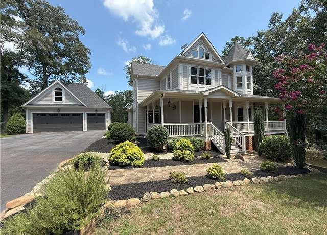 Property at 1017 New Bethel Church Rd, Dawsonville, GA 30534, 4 beds, 4.5 baths