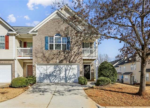 Property at 4658 Grand Central Pkwy, Decatur, GA 30035, 3 beds, 3 baths