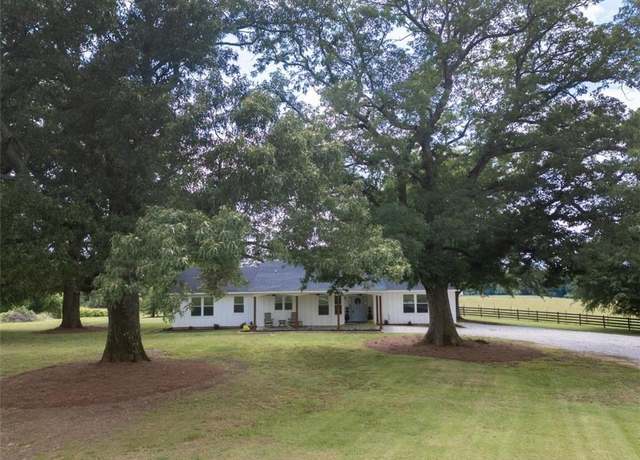 Property at 1160 Nolan Store Rd, Madison, GA 30650, 3 beds, 2 baths